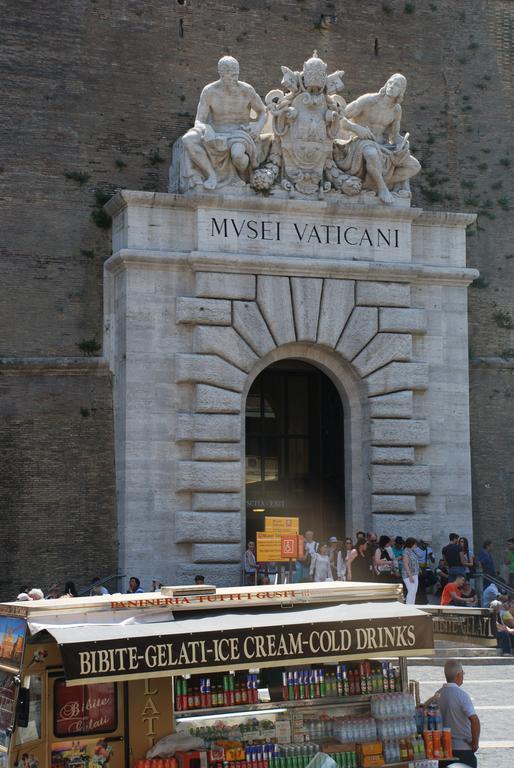 102 Vaticano Suite Rome Bilik gambar